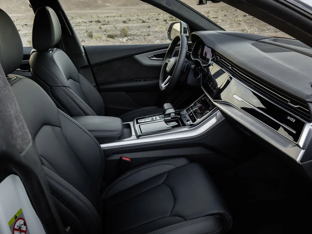 Audi Q8 2018 - 2022 салон 3
