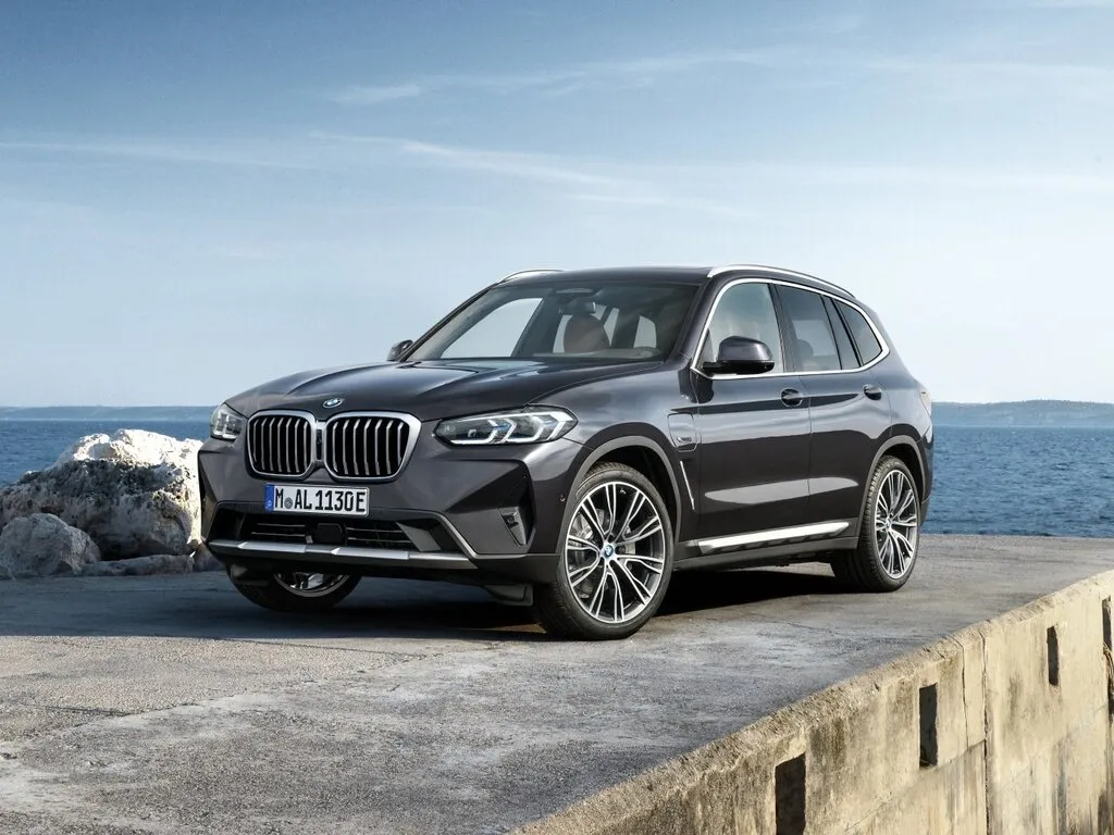 BMW X3 2021 - 2023_11zon